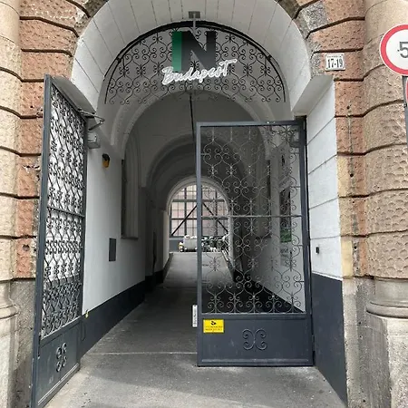 Inbp109 Loft I Free Parking I Self Check-in Apartman Budapest